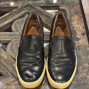 Frye Black Leather Ivy Slip-On Shoes size 9